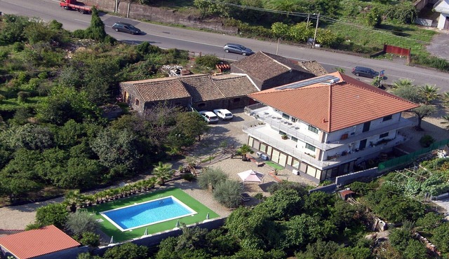 Cozy Etna Apartment with Pool