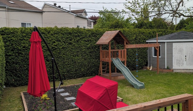 Cozy full home in Laval - 5mn from Golf, access to airport, Montreal
