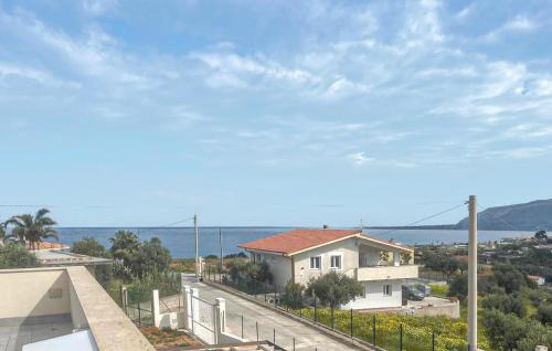 Cozy Home In Balestrate With Wifi