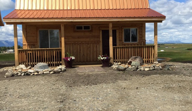 Cozy "tiny home" Cabin with amazing views