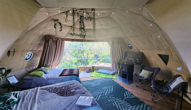 #D3 Rainforest Getaway Dome- 2 Dbl beds-No pets Please