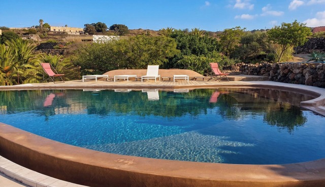 Dammuso Rekhale: Charme Antico & Piscina privata