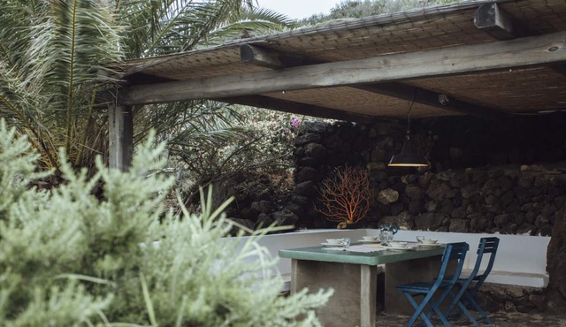 dammuso Romantic retreat