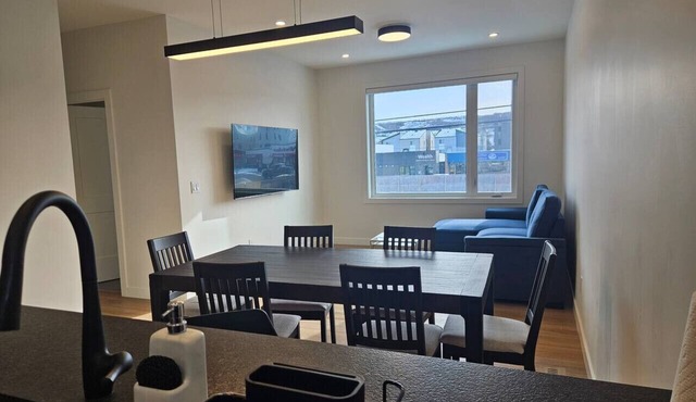 💎 Detached Luxury Suite: No Shared Walls + King Bed & AC