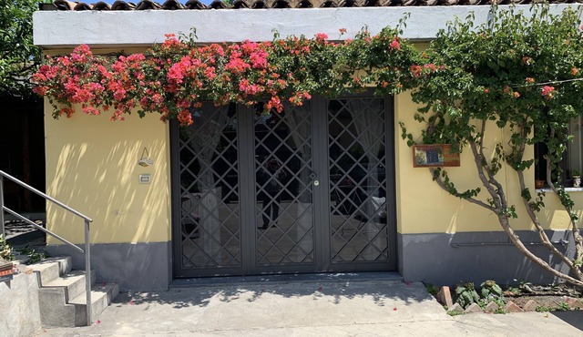 Dimora Marchese, centrally located near Giardini Naxos and Taormina, two kilometers from the sea