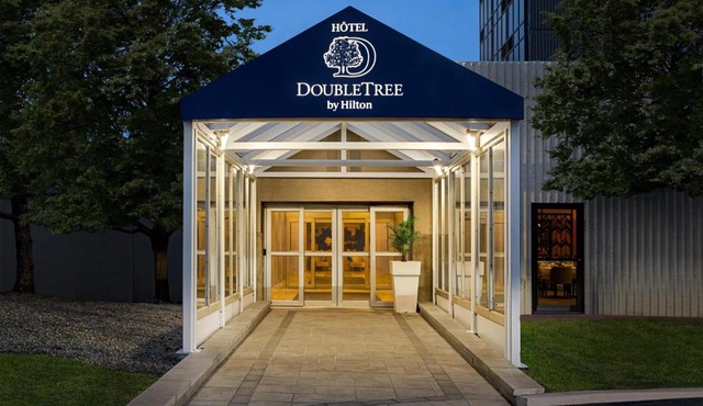 Doubletree By Hilton Pointe Claire Montreal Airport West