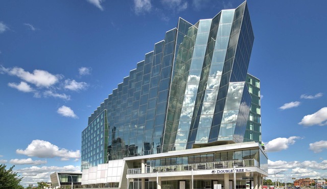 DoubleTree by Hilton Edmonton Downtown