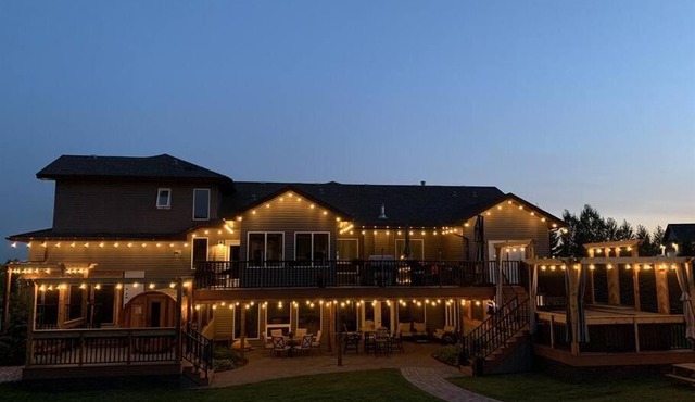 Dragonfly Inn Loft & Walkout Suites