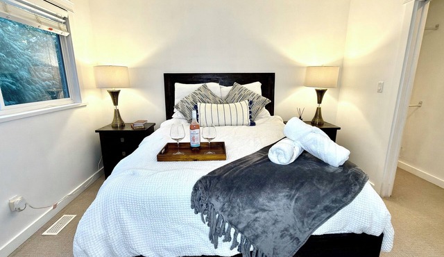 Emerald 3Bed 1Bath Rancher 2C-D W/EvEs+Spa+BBQ+RKE