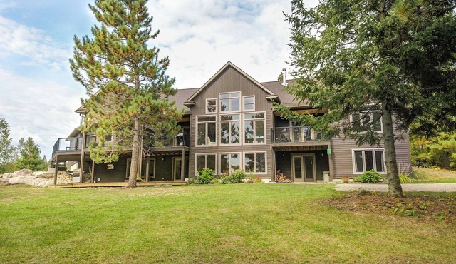 Enjoy 3 bed, Lower Level Waterfront on 280 acres