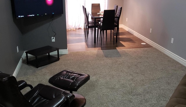 Entire 3 bdrm completely supplied house with garage!