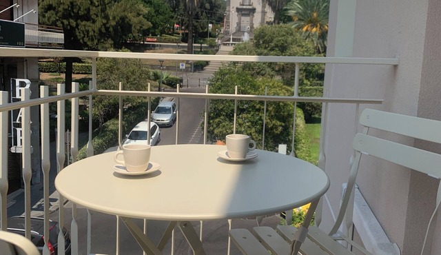 Etna Guest House