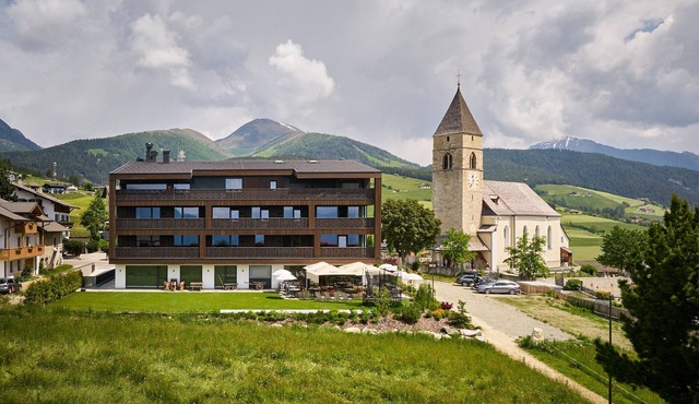 Family Apartment 204 'Mountain Lodge Margit' with Private Terrace, Infrared Sauna