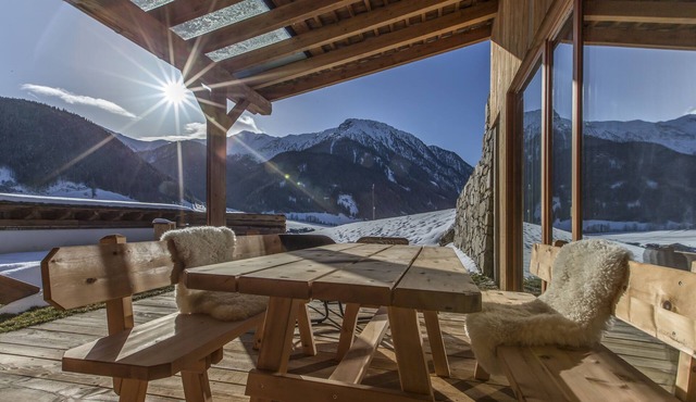 Fantastic secluded location, suitable for couples, dogs allowed, wellness in the chalet