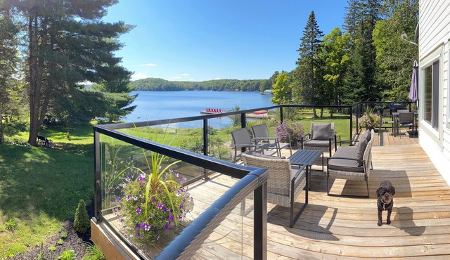 "Farm House" on Lake of Bays-Muskoka (Waterfront)