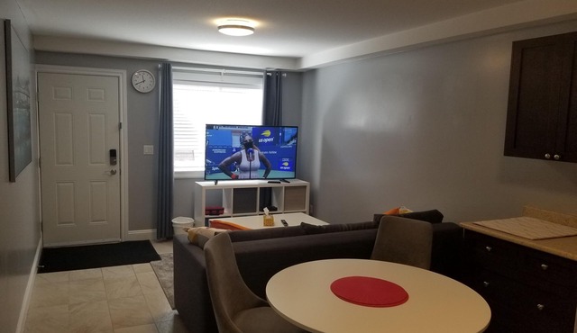 Fraser Heights 3 Br Basement Suite Surrey