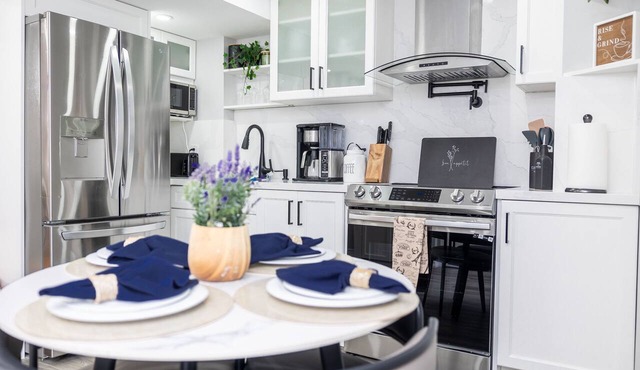 French Charm in Brampton. 2 Bdr Apt Family Friendly!