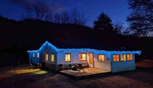 Glorious Mountain Getaway with amazing views of Old Rag Mountain