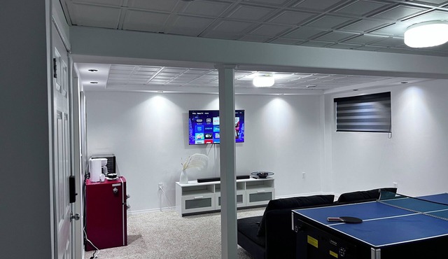Golden Eagle, Basement Suite