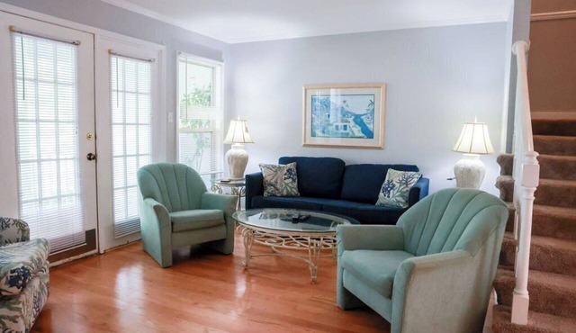 Golf course views and easy access to Shipyard Beach 6 Cottages