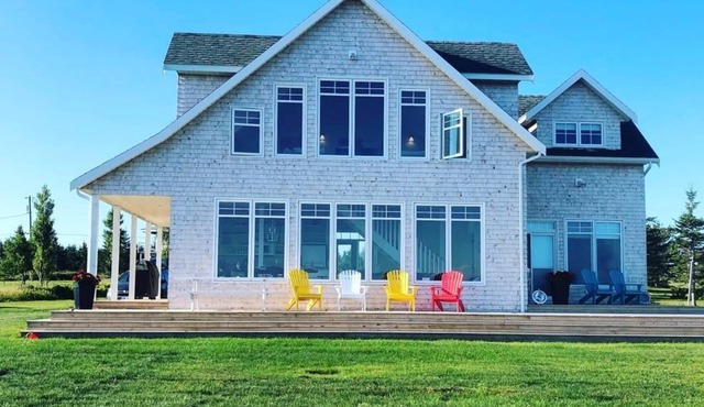 Gorgeous new ocean front beach house in popular Rustico and Brackley Beach