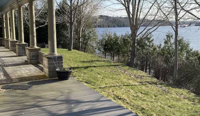 Grand, peaceful 4bed Home on the Bay of Fundy with magical views every evening.