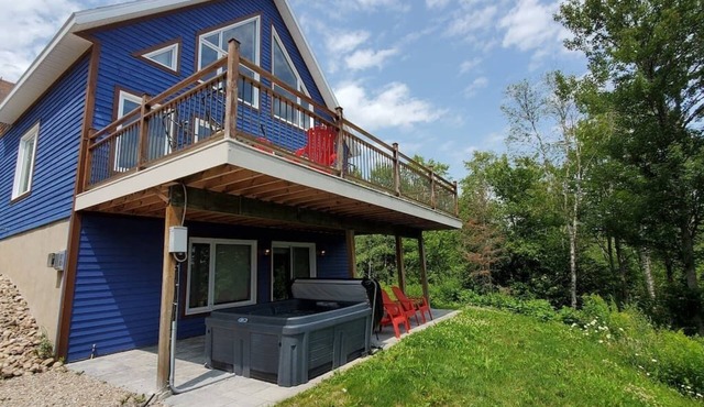 Hôtel à la maison - Le Chalet Bleu, fleuve et spa