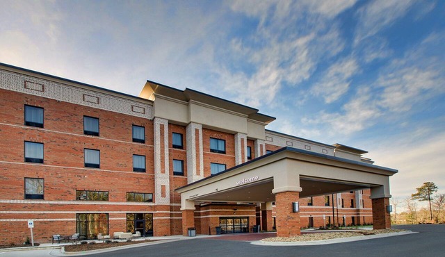 Hampton Inn & Suites Knightdale Raleigh
