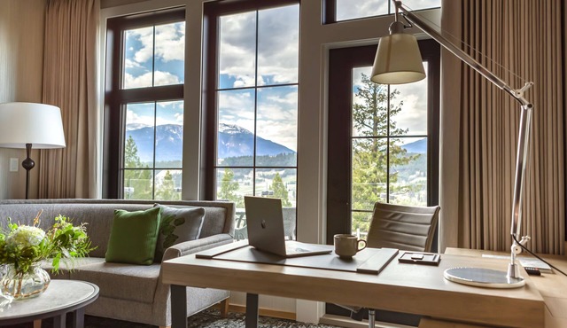 Headwaters Lodge at Eagle Ranch Resort