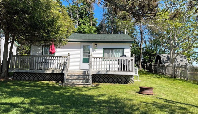 Heritage Three-bedroom Cottage (Cottage 1)