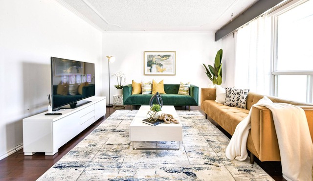 Hidden Gem: stylish 5BDRM w/Brand New Spa Hot tub