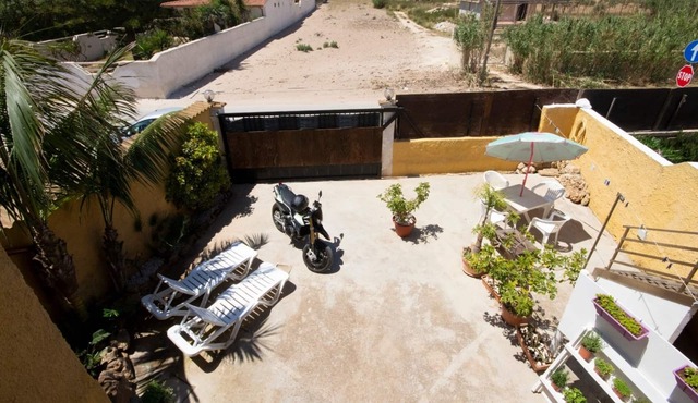 Holiday Home "A Due Passi Dal Mare" with Sea View & Wi-Fi