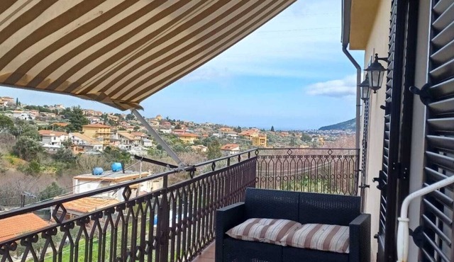 Holiday Home "Casa Splendida" with Mountain View, Terraces & Wi-Fi