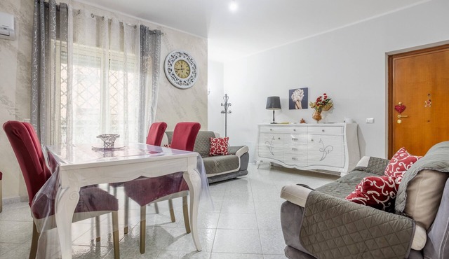 Holiday Home 'La Casa Di Anna' with Sea View, Wi-Fi and Air Conditioning