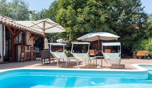 Homerez - Nice appartement for 6 ppl. with swimming-pool and garden at Ragalna