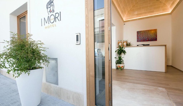 I MORI HOTEL