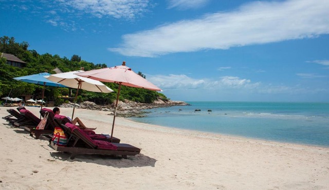 Idyllic Samui Beach Villa Resort in Choeng Mon Beach