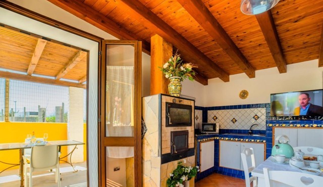 Ilios Residence - studio apartment with patio