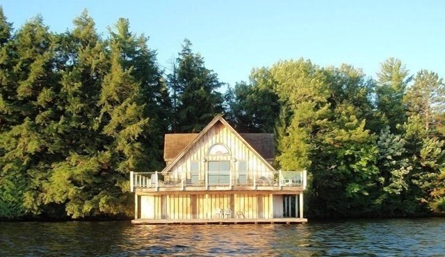 Incredible sunrises and sunsets relaxing above the water of Bala Bay