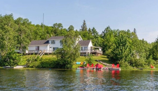Jack's Lake Retreat - Perfect for multi-families!