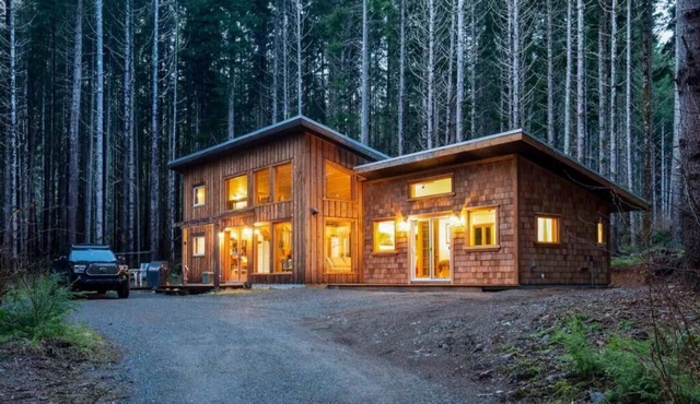 Jordan River Coastal Cottage
