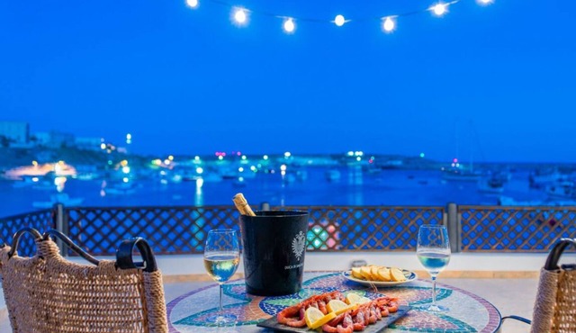Kalammare 1 - Deluxe seafront apartment