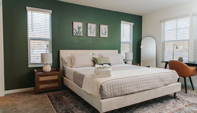 Kasita Cornelius | king&queen beds | NEW!