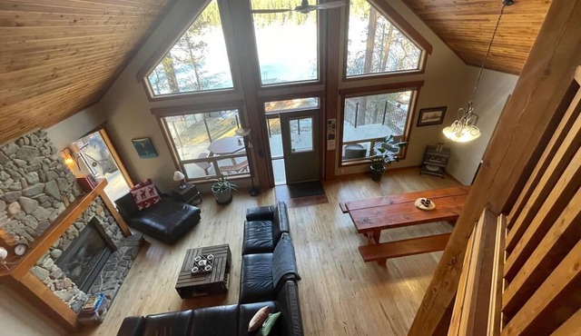Lakefront with Swim Platform | Hot Tub | Pool Table | Dog Friendly