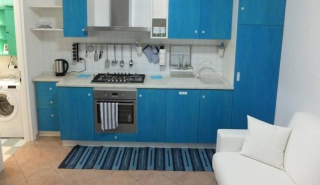 Lampedusa building independent village center - ground floor apartment