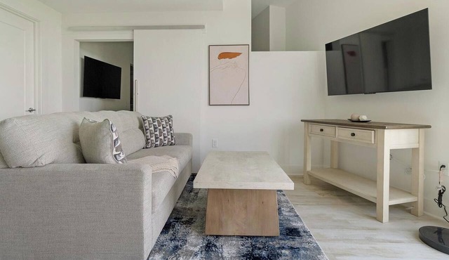 Landing | Stylish Studio in Caraleigh