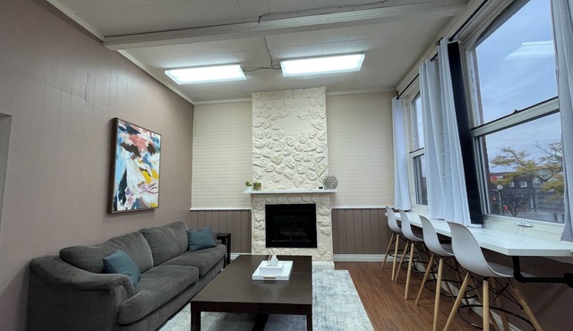 Large 2 bedroom downtown apartment located on top of a craft brewery
