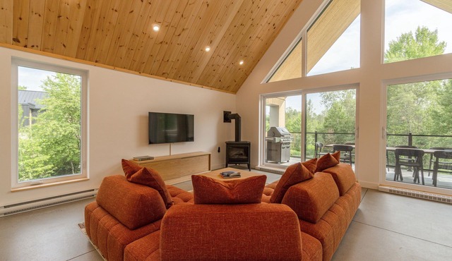 Le Østa |Construction 2024| Hot Tub | Bromont 5kmn