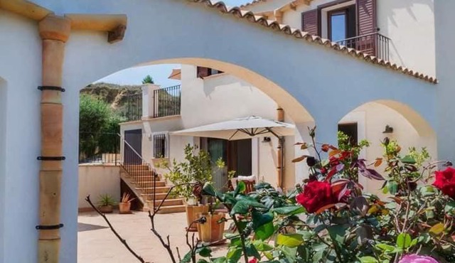 Le 3 Rose apartments