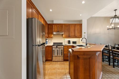 Le Deslauriers by Rendez-Vous Mont-Tremblant